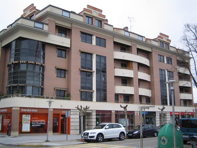 EDIFICIO PATO DE ORO. LAGUNA DE DUERO